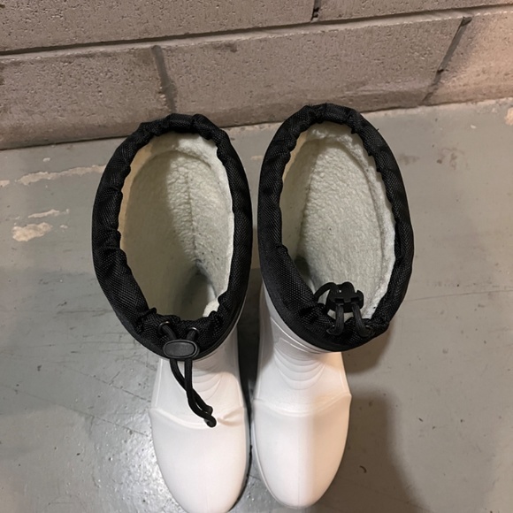 Fibuki boots - Picture 3 of 5